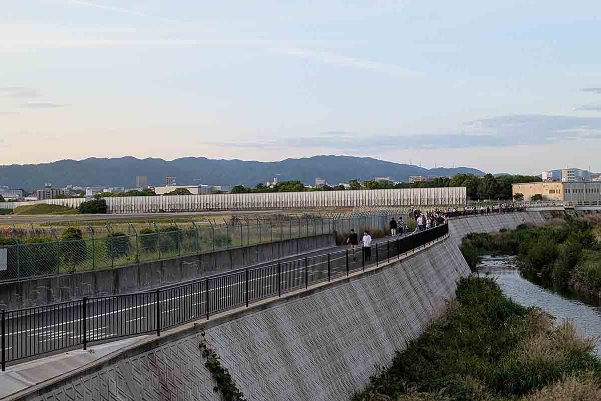 千里川土手の様子