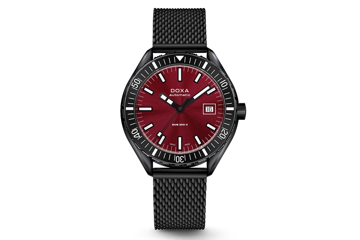 「DOXA SUB 200 II」Redcoral ブレスレット（品番：SKU: 795.70.161.15、35万5300円 消費税込）