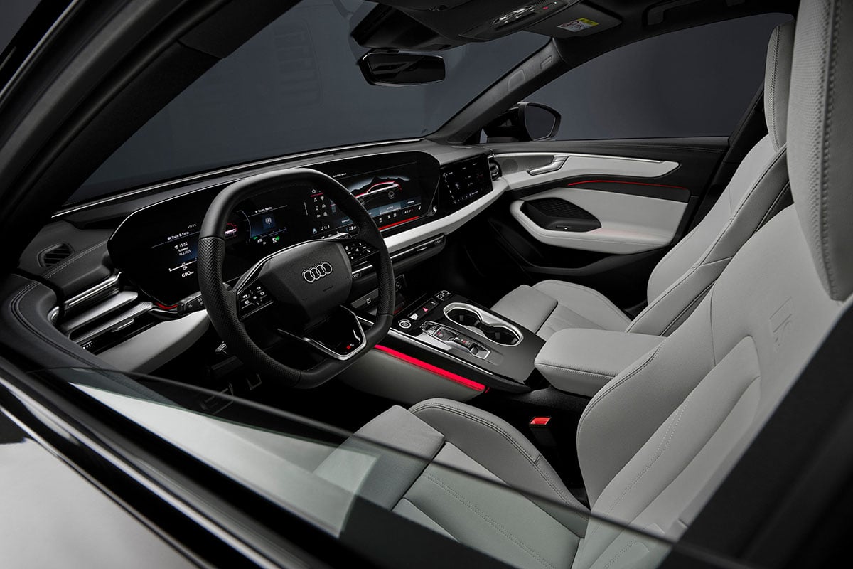 アウディ新型「A6アバント」