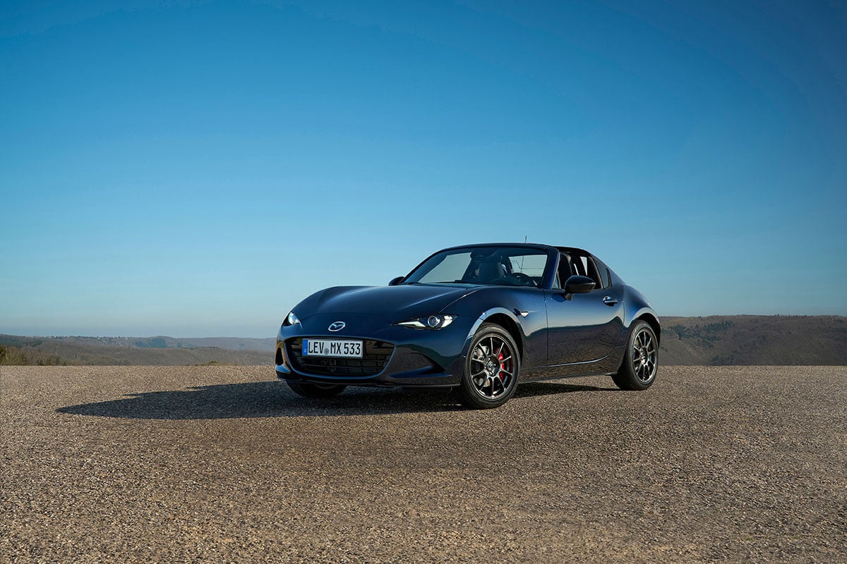 マツダのドイツ法人が発表した「ロードスター RF」（現地名「MX-5 RF」）の2027年モデル