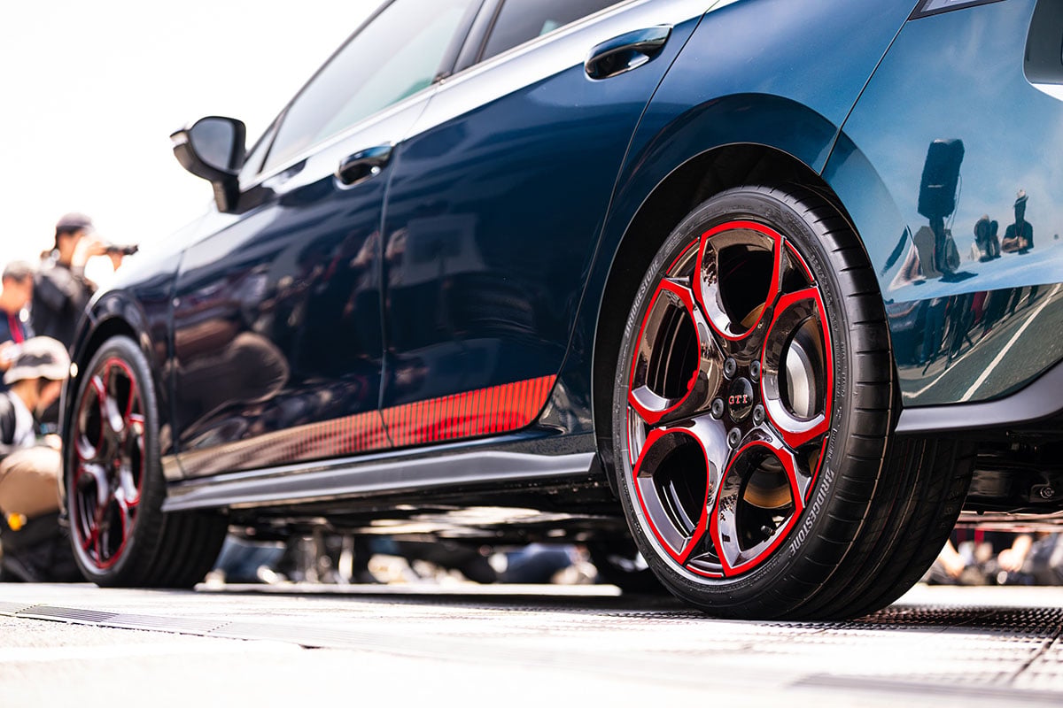 フォルクスワーゲン「ゴルフGTI 50周年記念限定車」（プロトタイプ）
