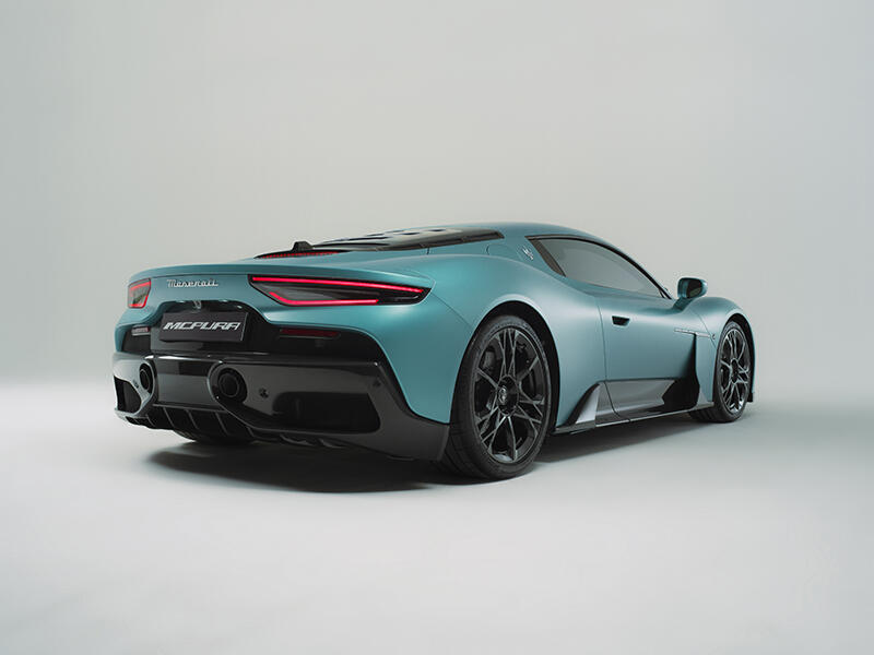 マセラティの新型スーパースポーツカー「MCPURA」。「MC20」の後継モデルで、3.0リッターV6ツインターボエンジンを搭載する（(c)2025 Maserati）