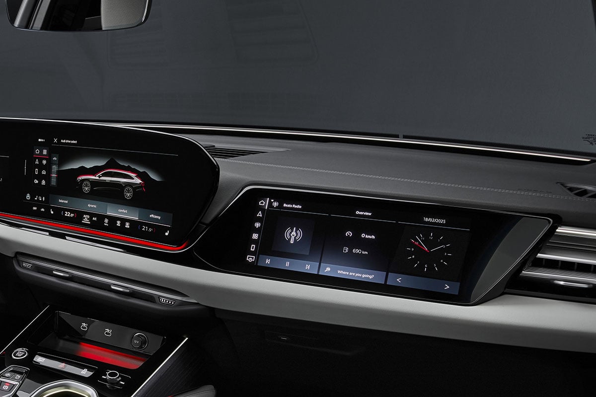 アウディ新型「A6アバント」