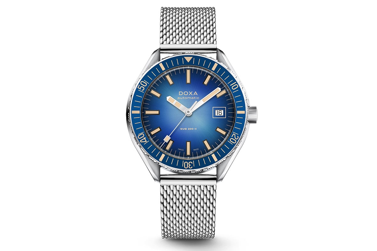 「DOXA SUB 200 II」Caribbean ブレスレット（品番：SKU: 795.10.201.10、32万4500円 消費税込）