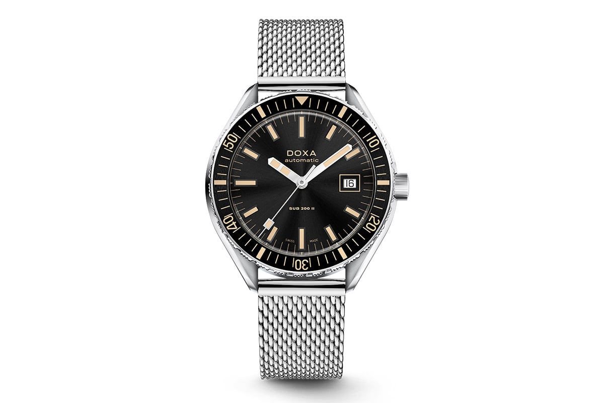 「DOXA SUB 200 II」Charkhunter ブレスレット（品番：SKU: 795.10.101.10、32万4500円 消費税込）