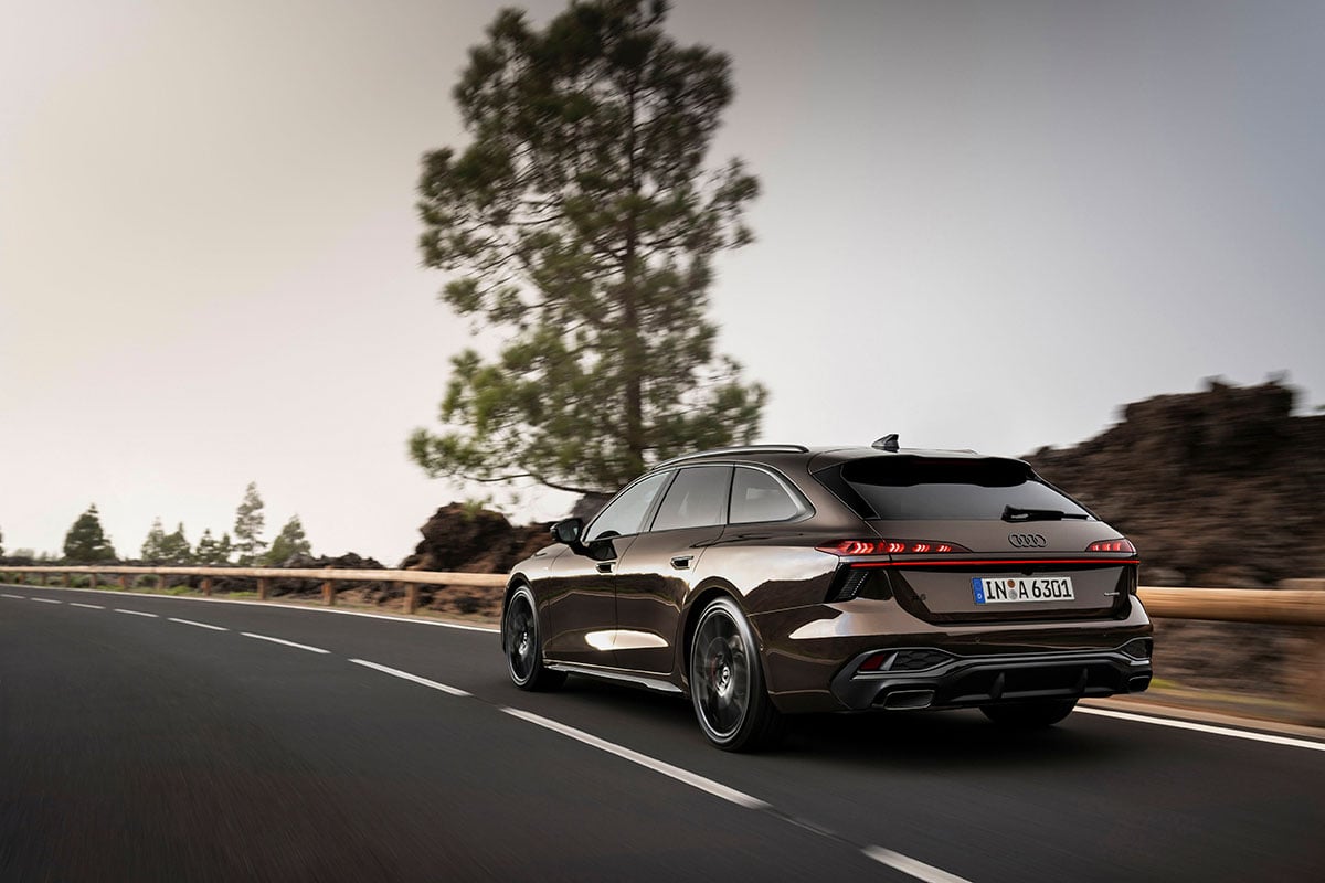 アウディ新型「A6アバント」