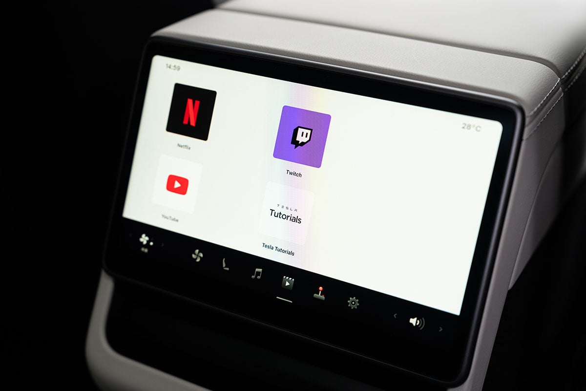 テスラ「モデルY L」
