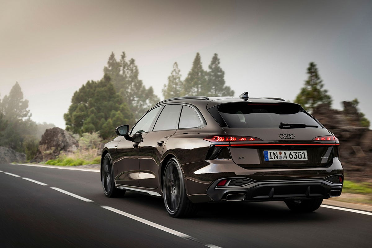 アウディ新型「A6アバント」