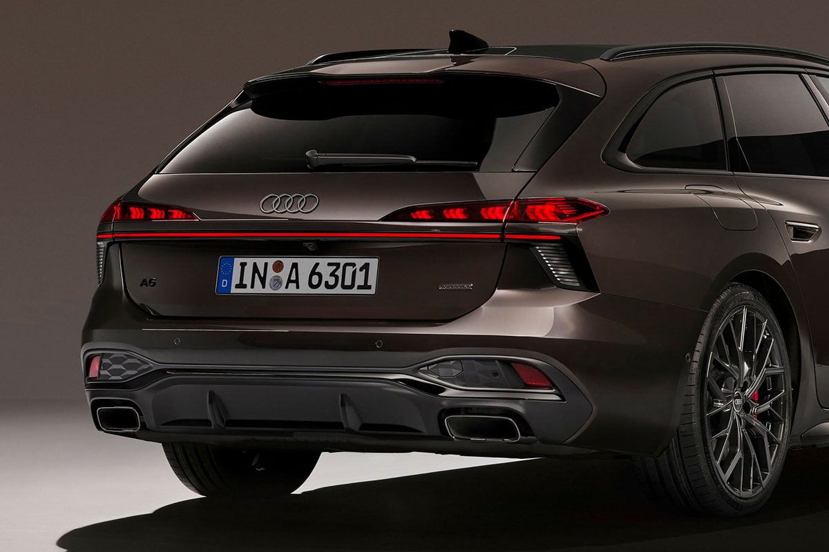 アウディ新型「A6アバント」