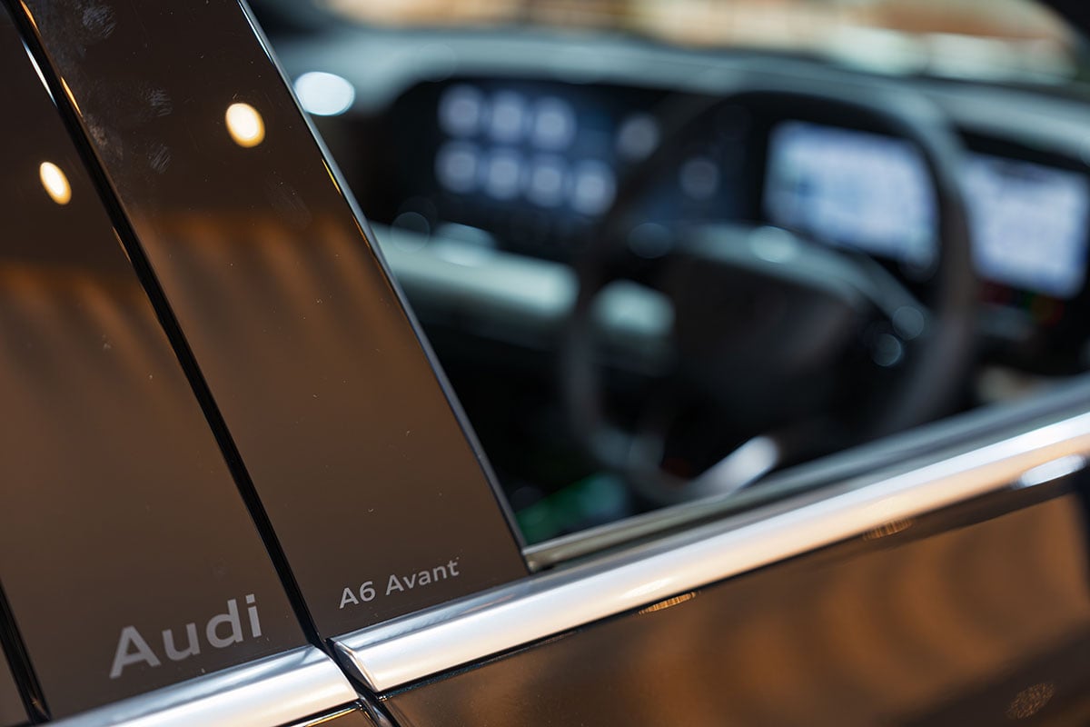 アウディ新型「A6アバント」