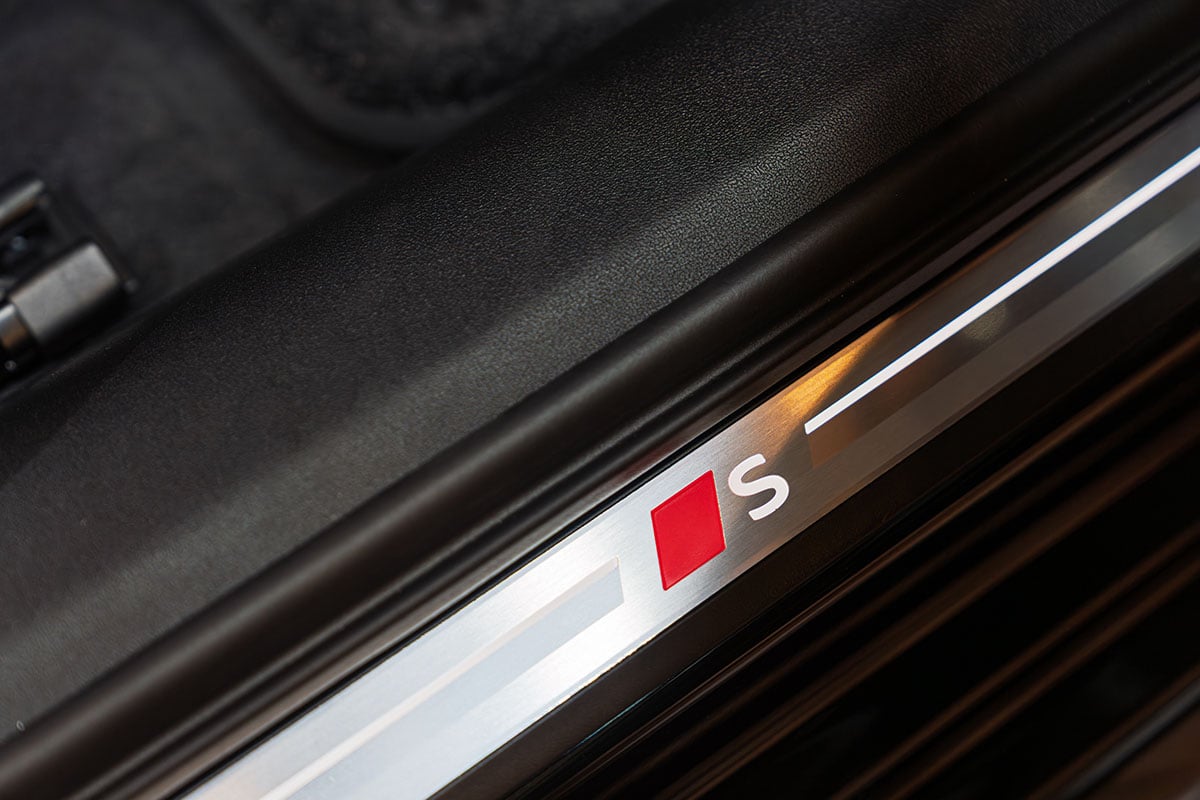 アウディ新型「A6アバント」