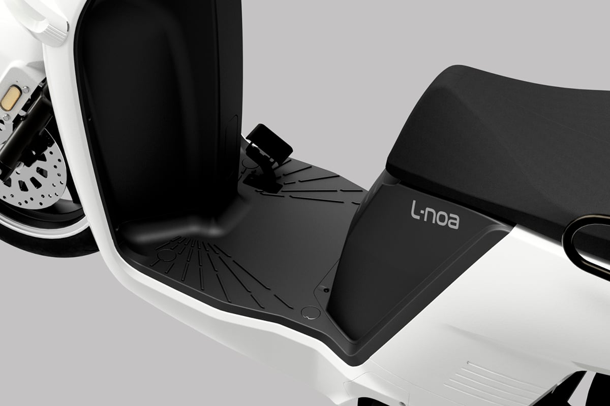 法人向けの配達業務用電動バイク「L-noa（エルノア）」