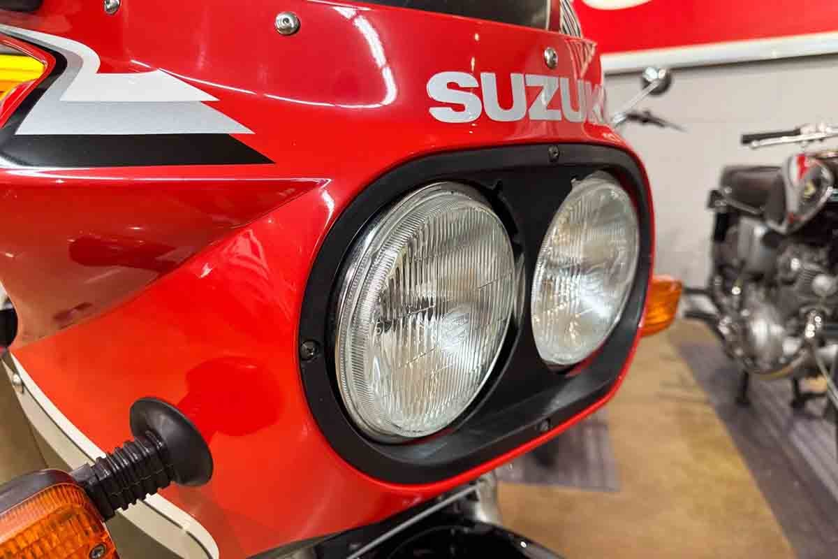 米国オンラインオークションに出品、落札された1986年式スズキ「GSX-R750」