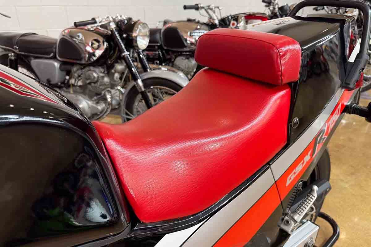 米国オンラインオークションに出品、落札された1986年式スズキ「GSX-R750」