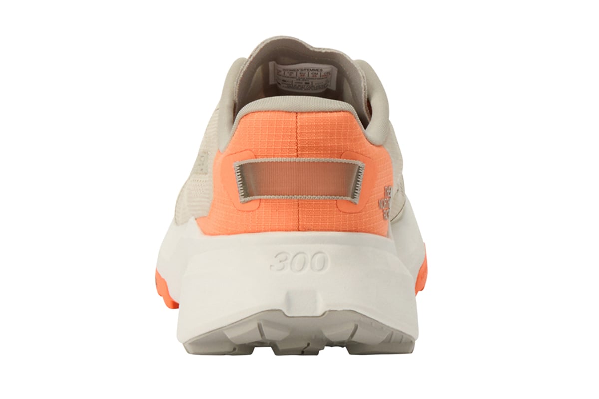 【ウィメンズ】アルタメサ300 V2（カラカッタ×シトラスラスト）：1万9800円