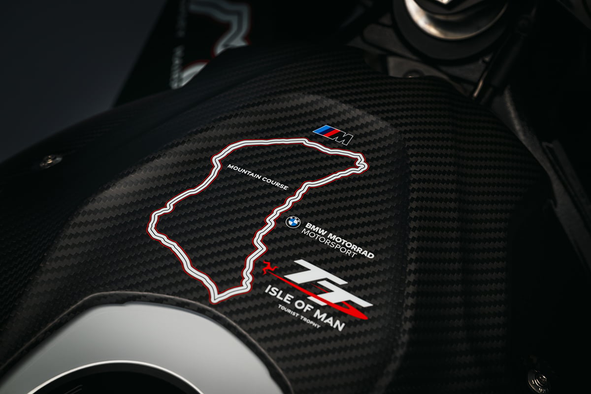 2026年5月22日に発表された世界115台限定車 BMW「M1000RRリミテッドエディション・アイル・オブ。マンTT」
