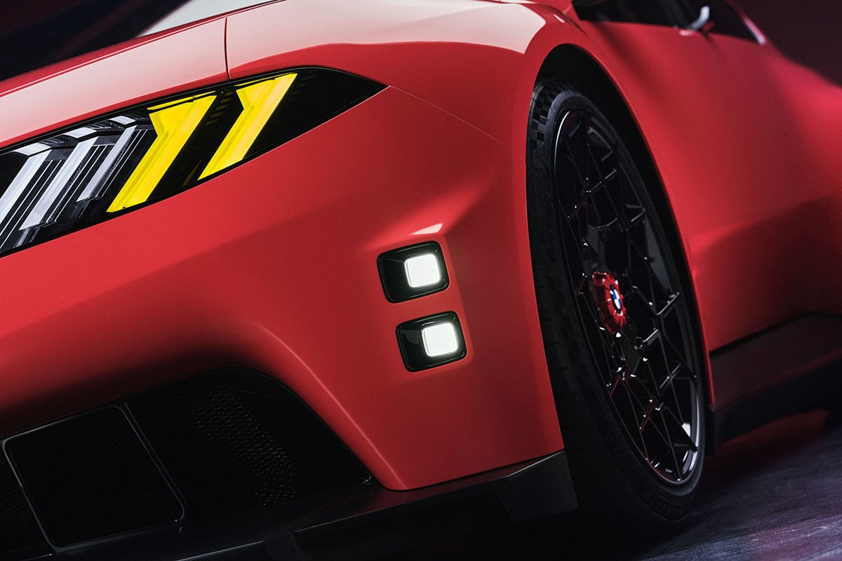 世界初公開されたBMW「M コンセプト ノイエ・クラッセ」