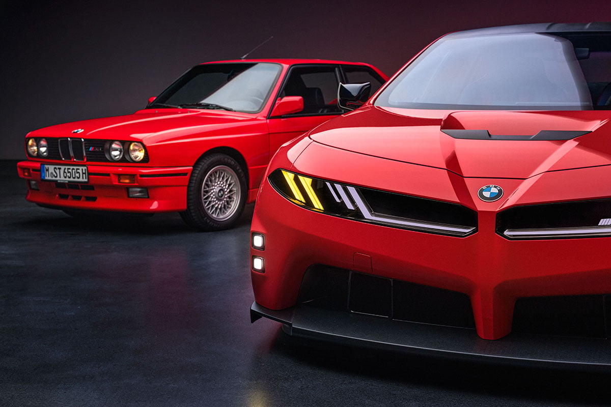 世界初公開されたBMW「M コンセプト ノイエ・クラッセ」と初代「M3」