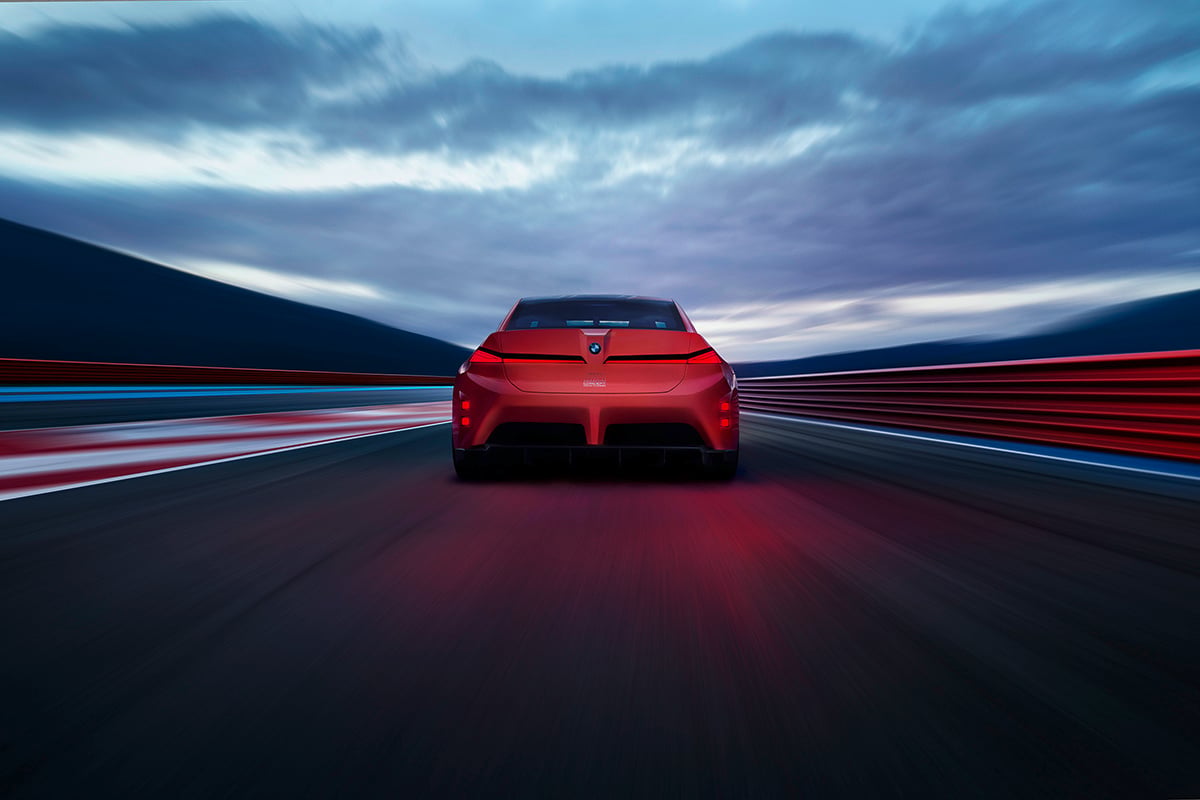 世界初公開されたBMW「M コンセプト ノイエ・クラッセ」