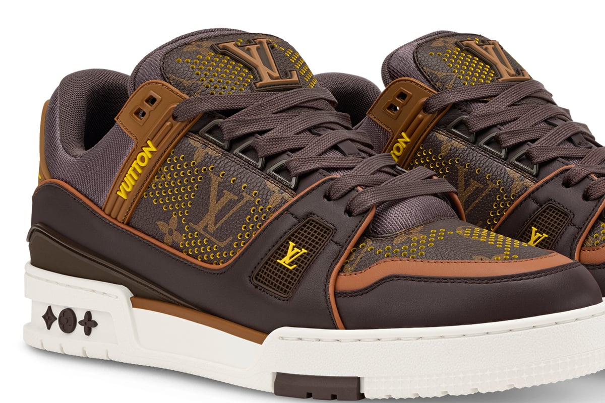 LV トレイナー スニーカー：23万5400円
