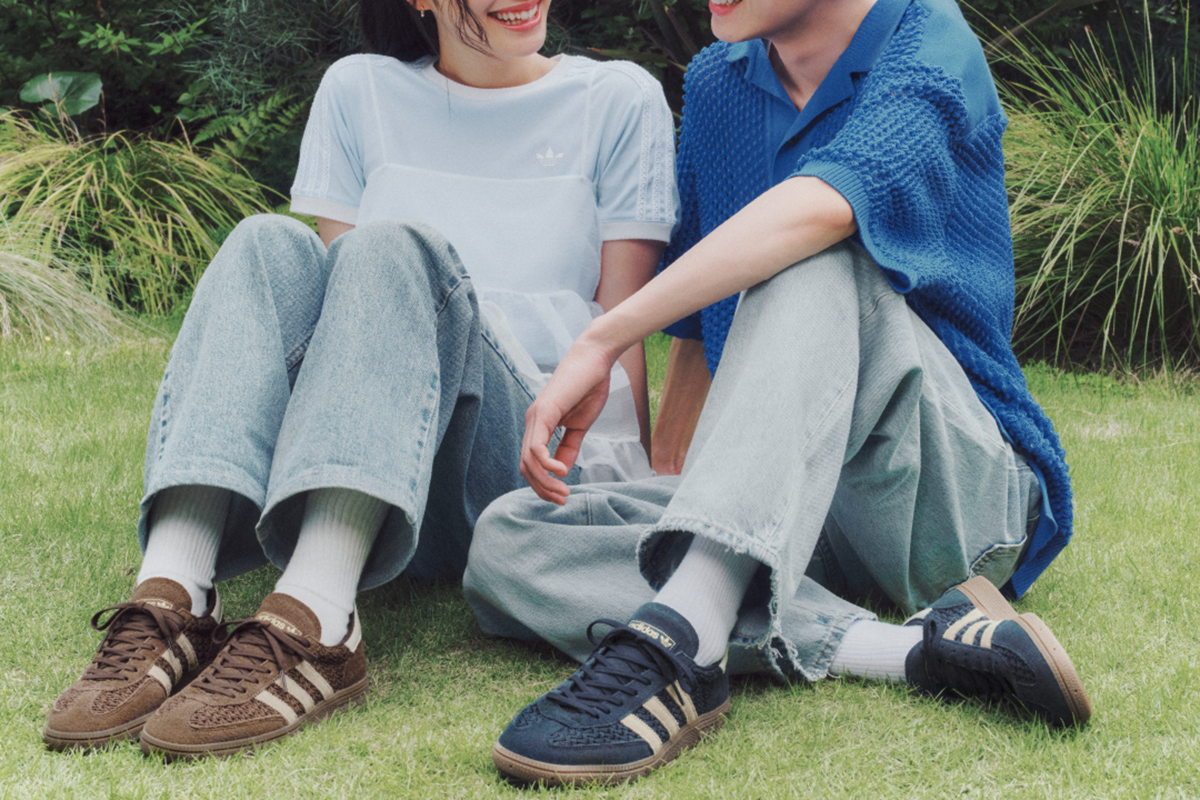HANDBALL SPEZIAL（ハンドボールスペツィアル）：1万5950円