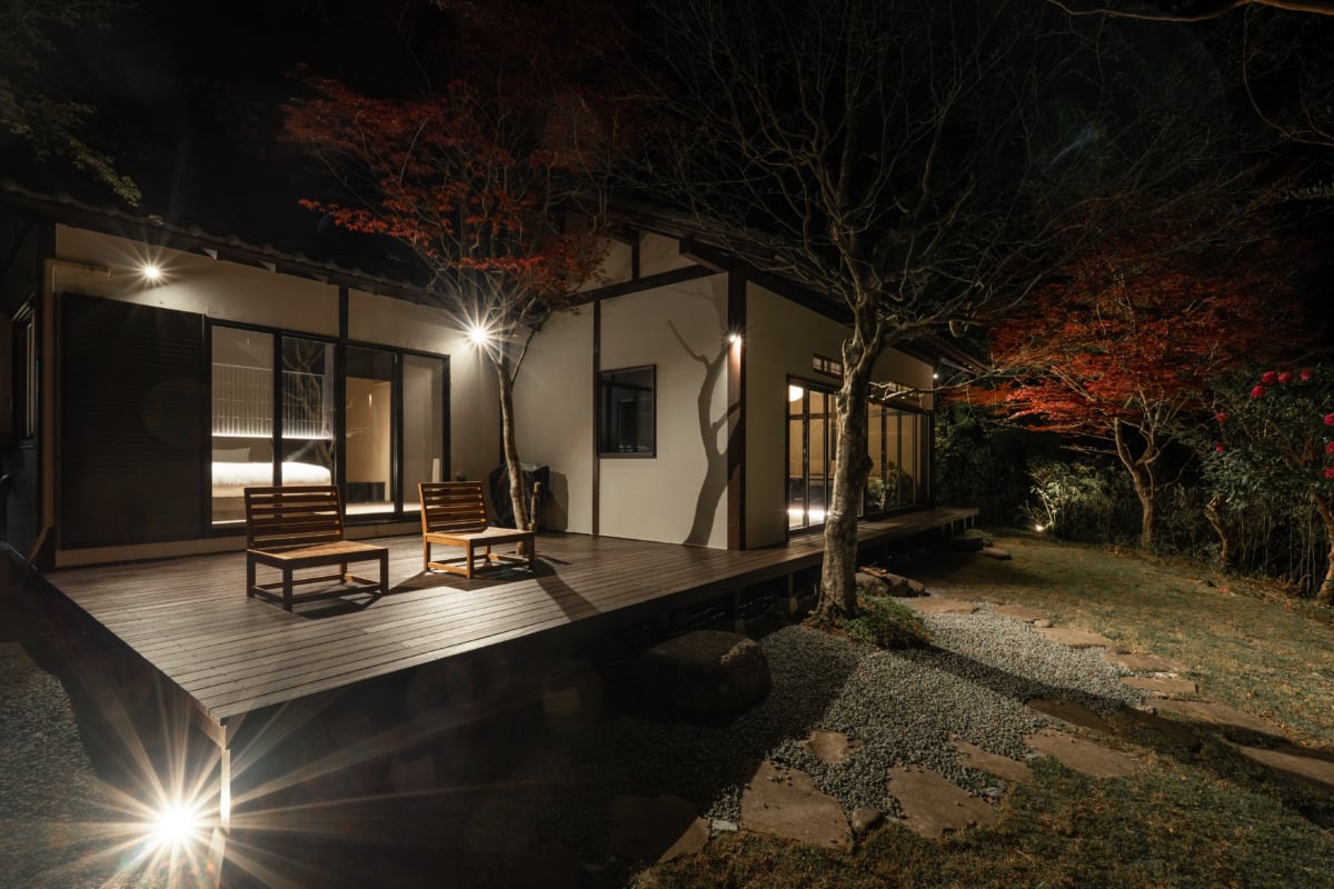 日本庭園（夜）