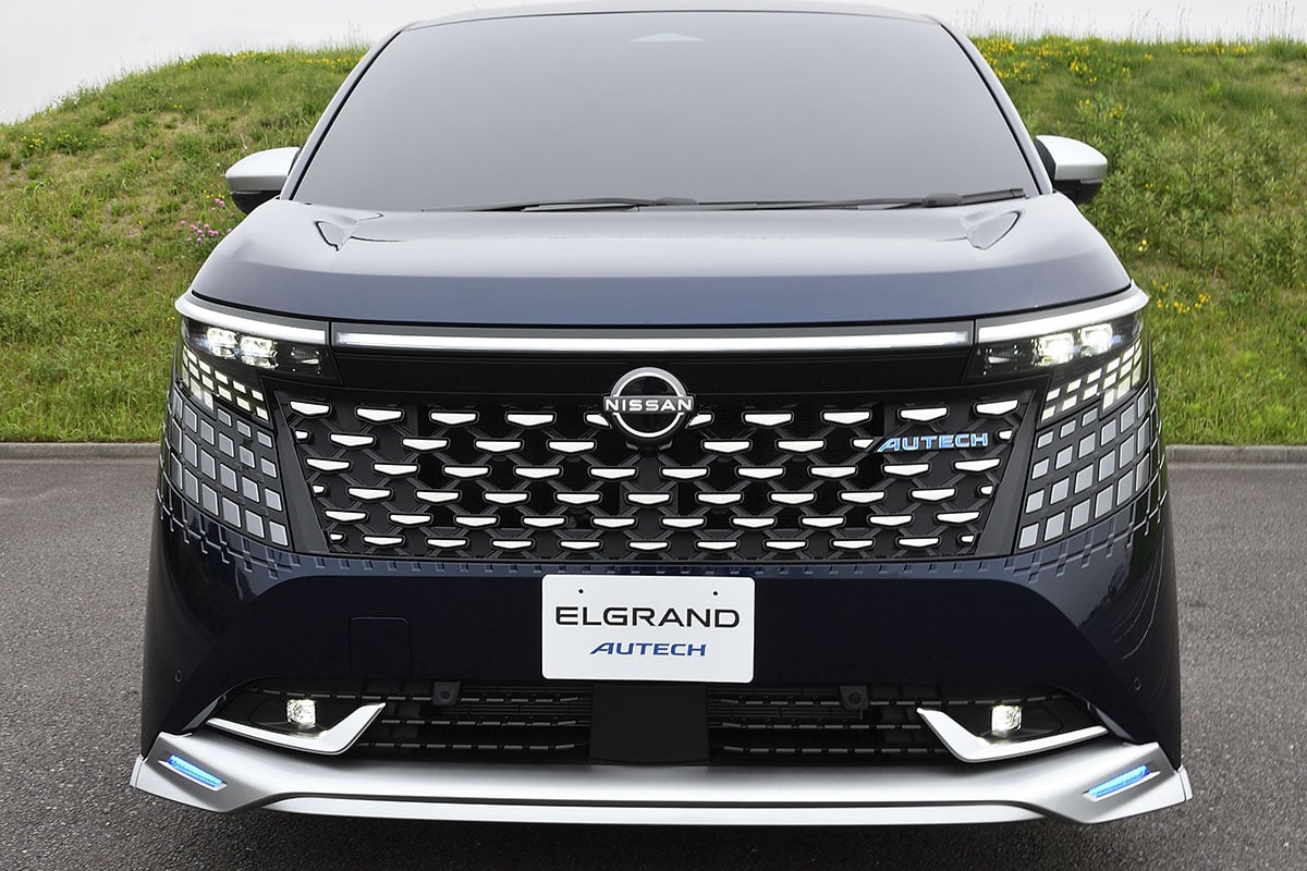 日産 新型「エルグランド AUTECH」
