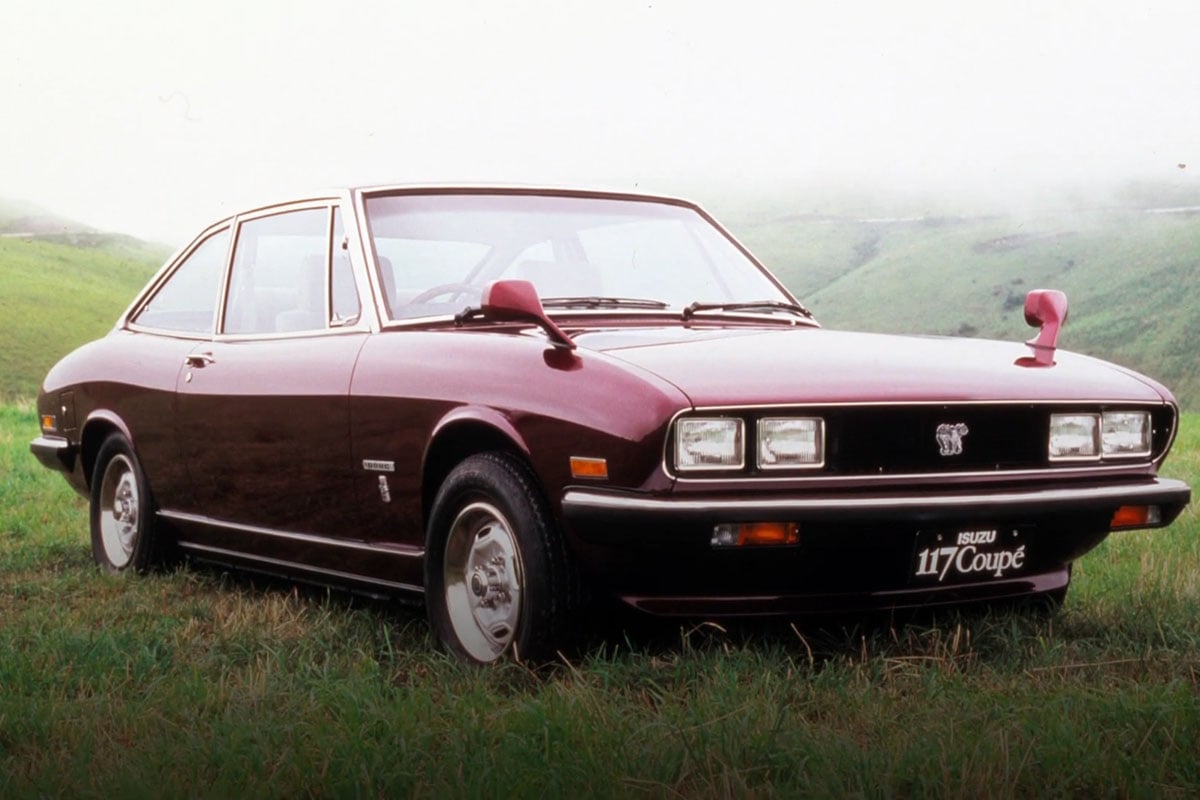 1977年のマイナーチェンジで登場した後期型の「117クーペ」