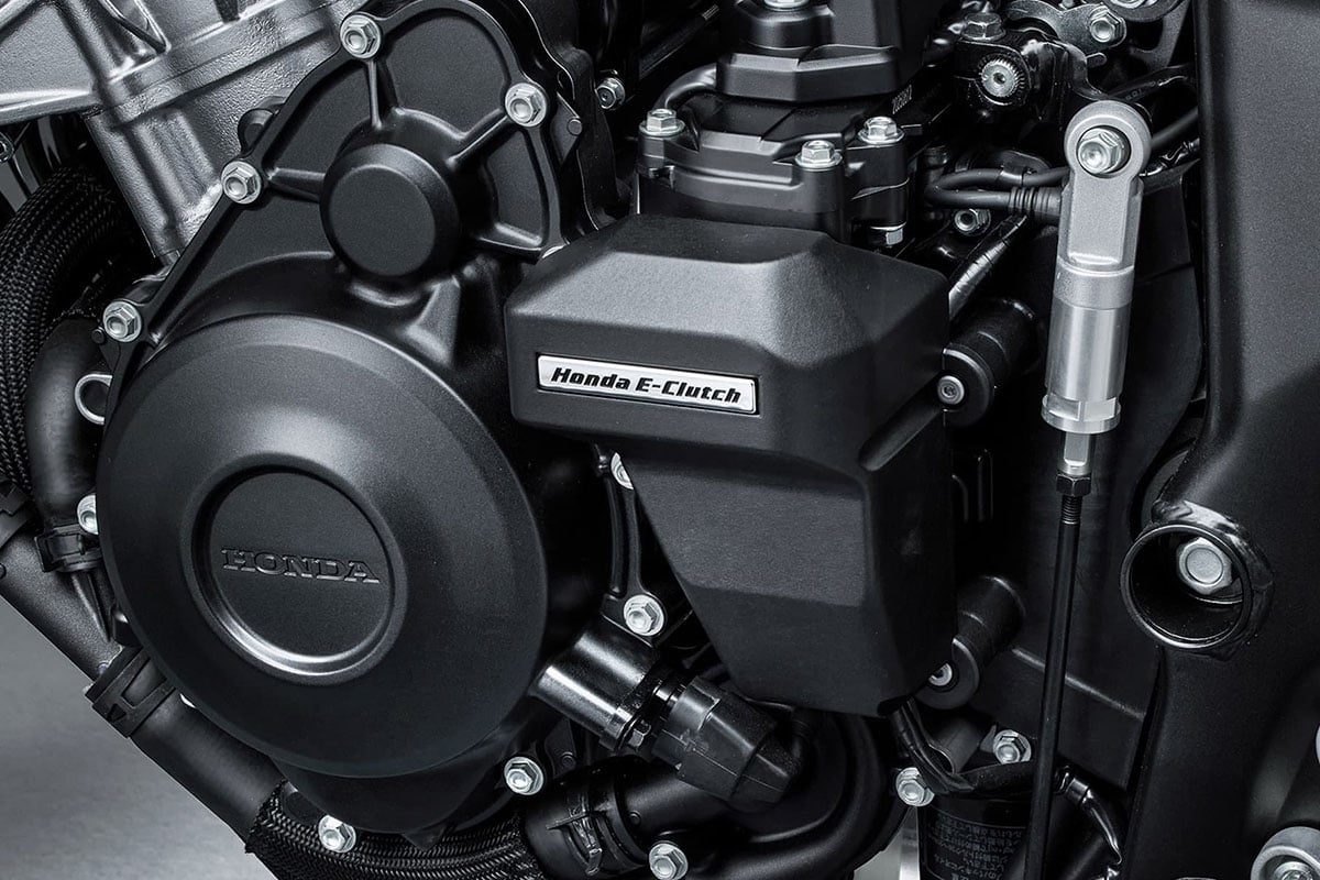 ホンダ「CB400スーパーフォア Eクラッチ」