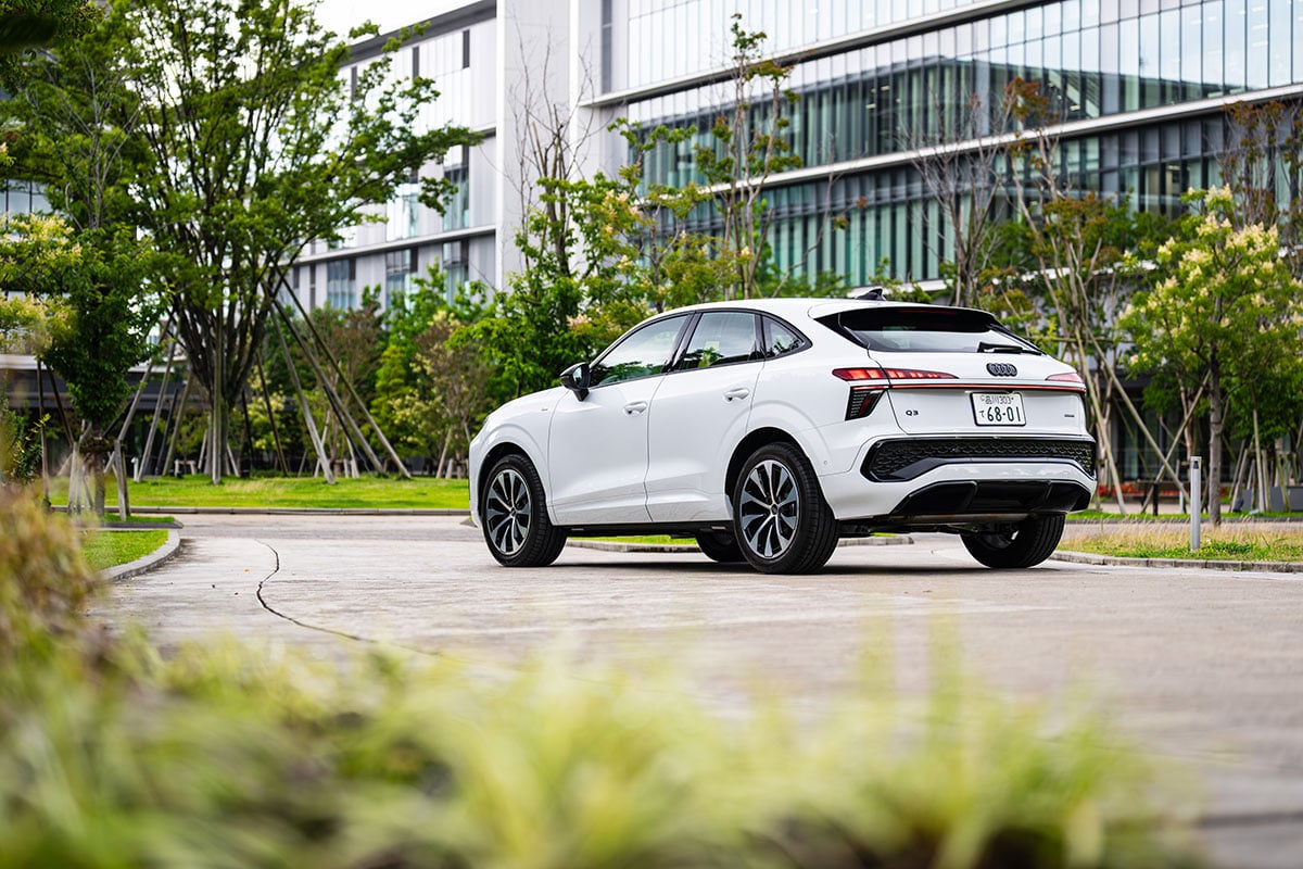 アウディ新型「Q3スポーツバック TFSI クワトロ 150kW アドバンスト」