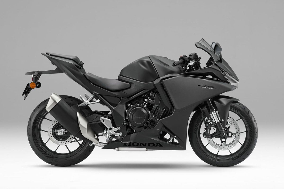 ホンダ「CBR400Rフォア Eクラッチ」
