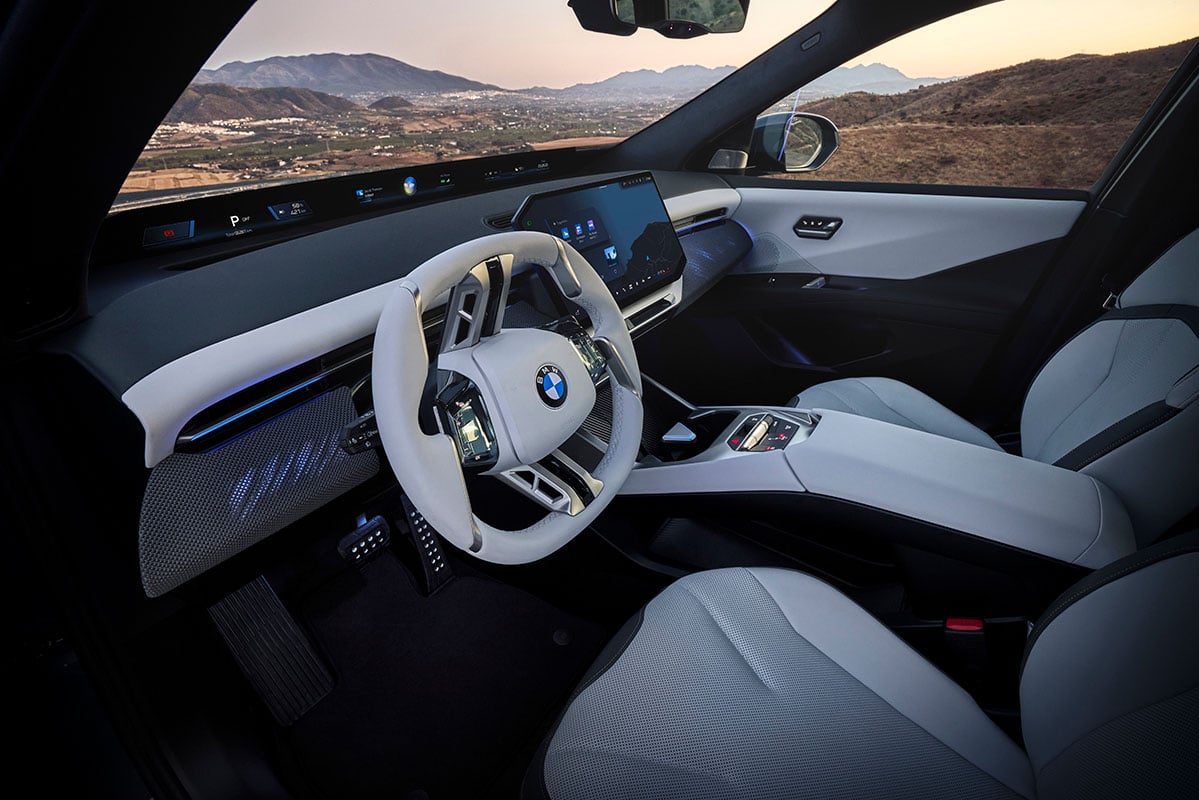 BMW新型「iX3」