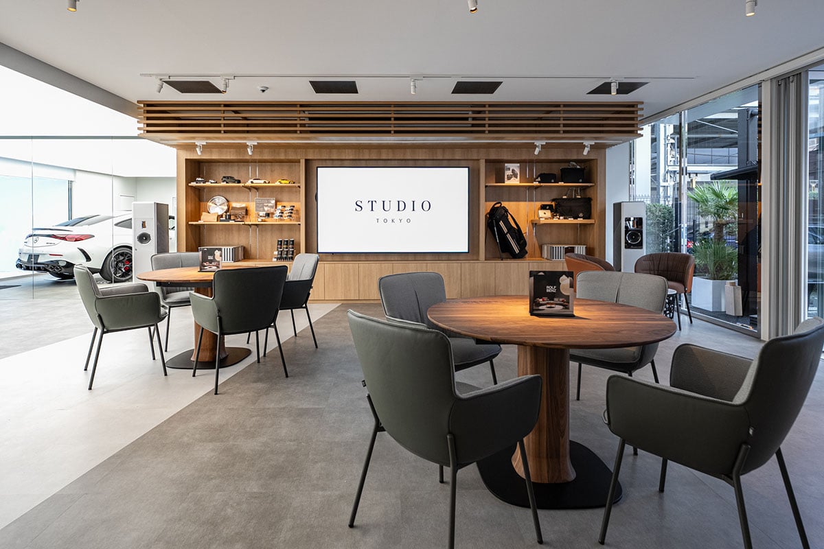 新エリアと併設の音楽バーがオープンした「Mercedes-Benz STUDIO TOKYO」