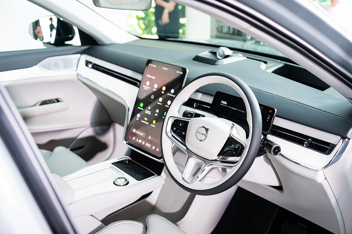 ボルボ新型「EX90」