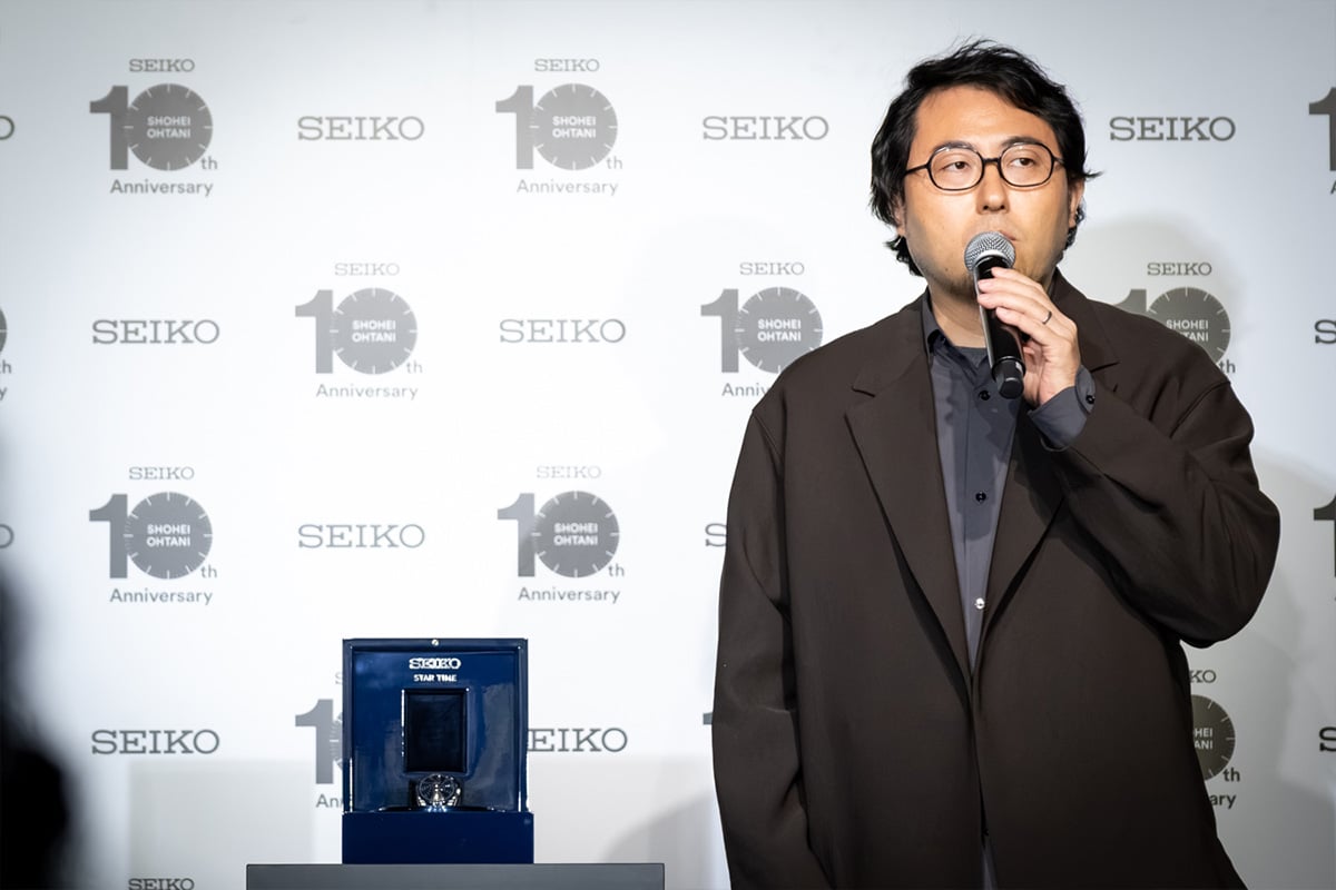 プロダクトデザイン部の檜林勇吾氏。メンバー全員が北極星のようにブレないビジョンに向かって技術を集結することで、大谷選手の理想を具現化できたと説明する