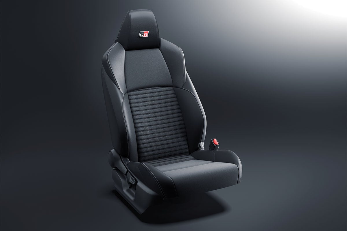 トヨタ「アクア GRスポーツ」