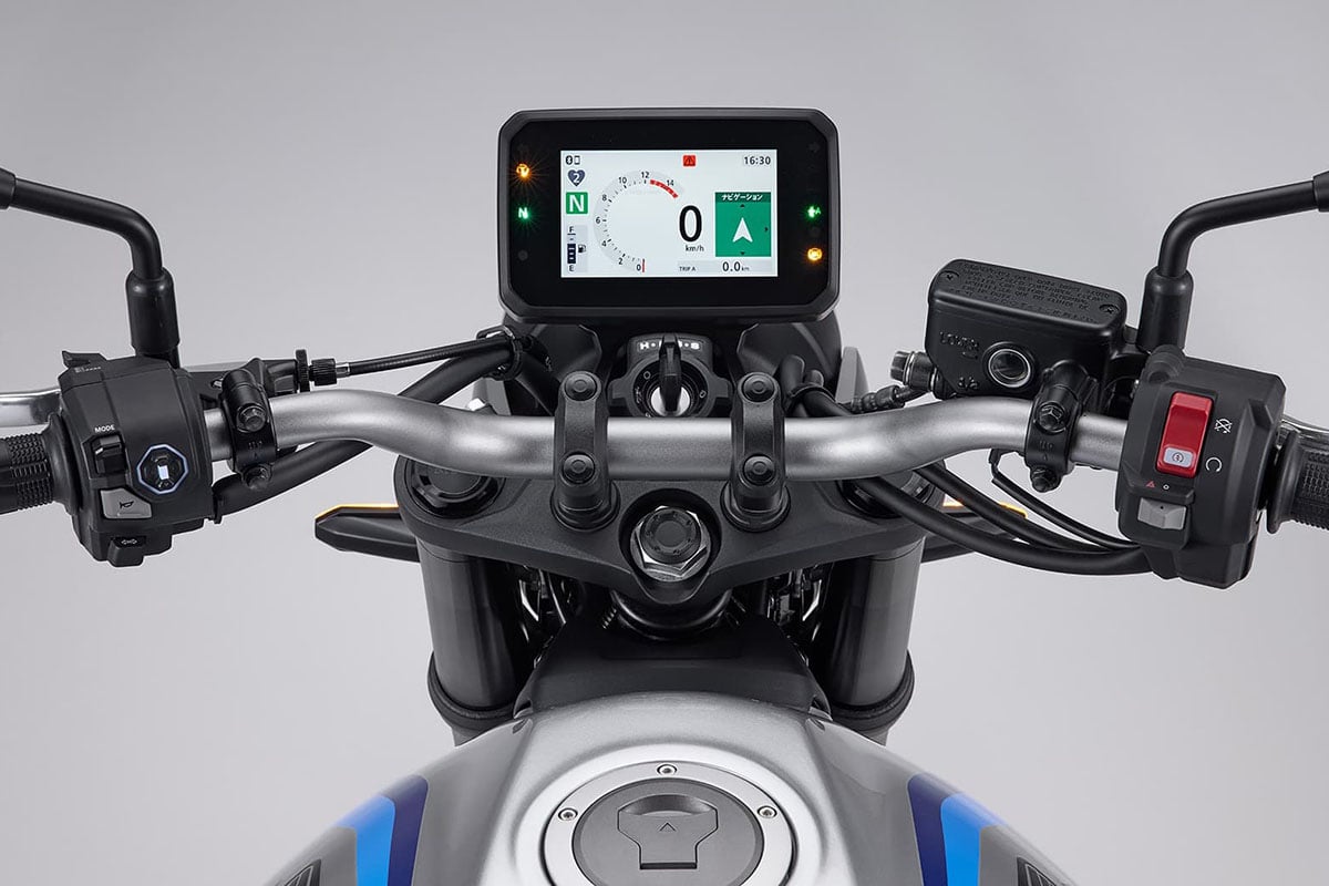 ホンダ「CB400スーパーフォア Eクラッチ」
