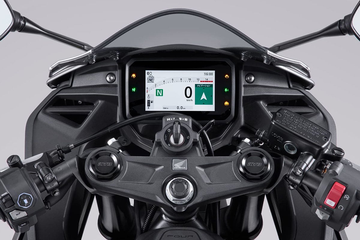 ホンダ「CBR400Rフォア Eクラッチ」
