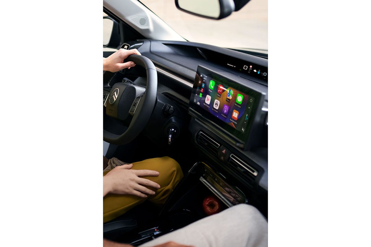 シトロエン新型「C3エアクロス ハイブリッド」