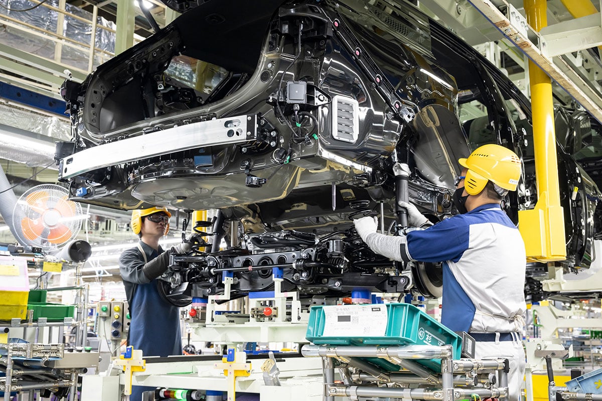 車両組み立て工程
