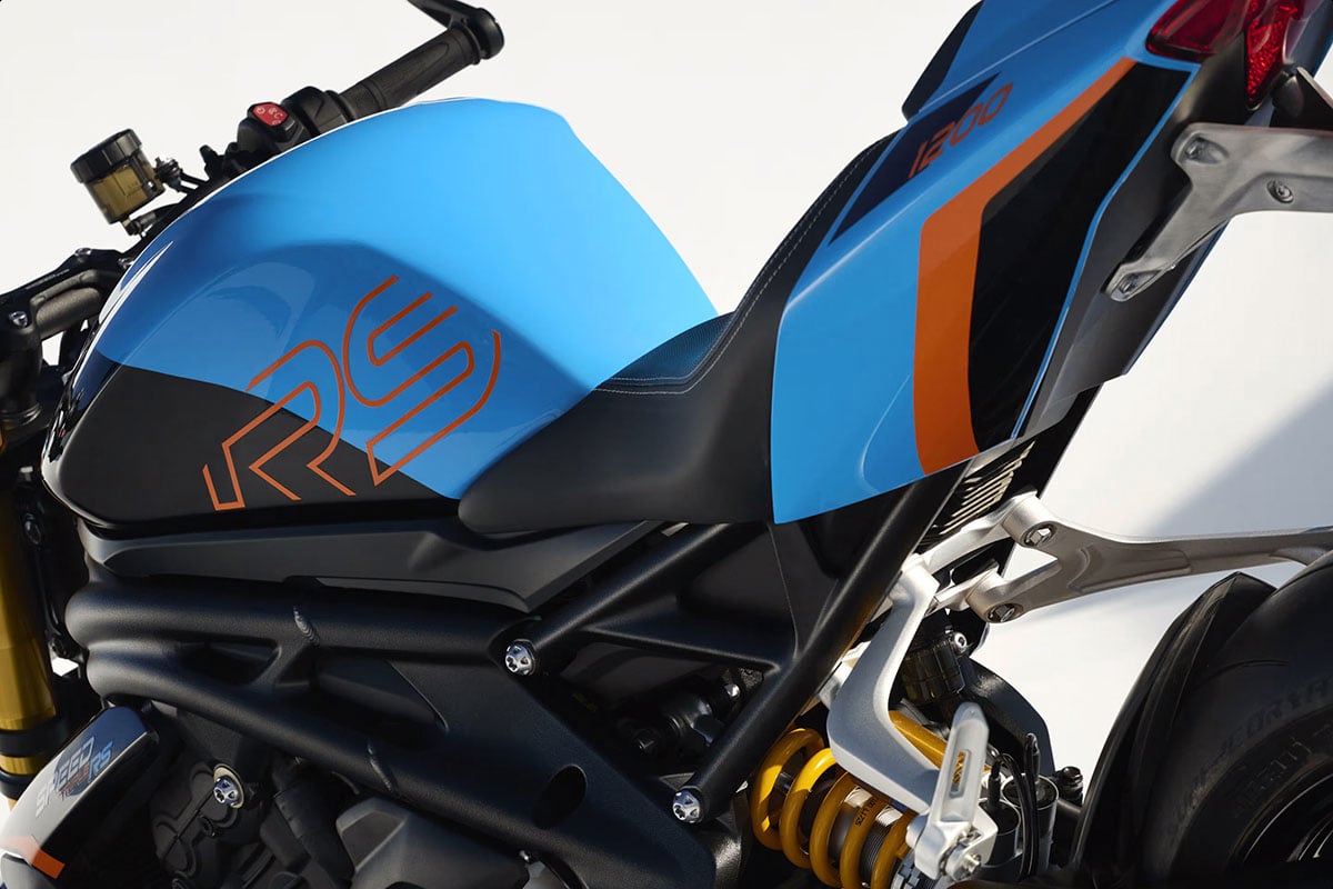 トライアンフ「スピードトリプル1200RS」