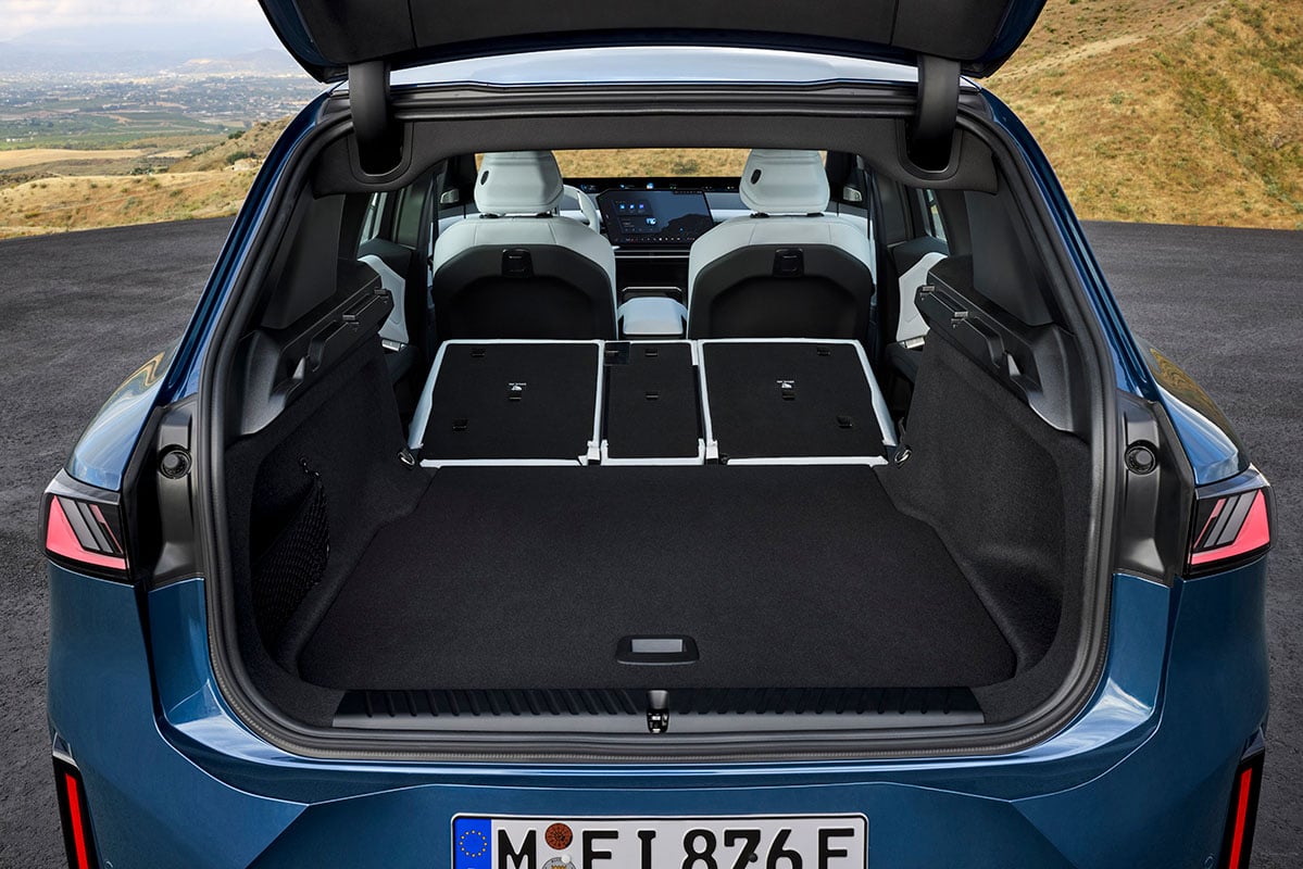 BMW新型「iX3」