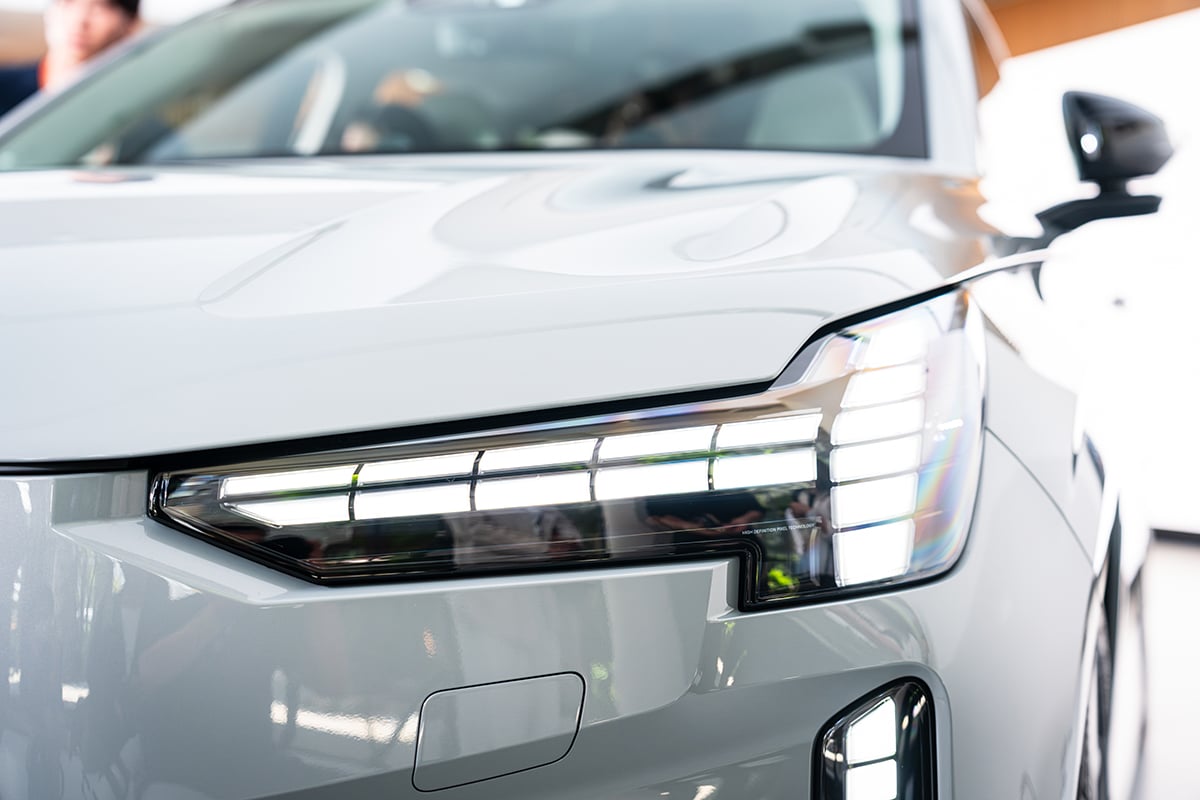 ボルボ新型「EX90」