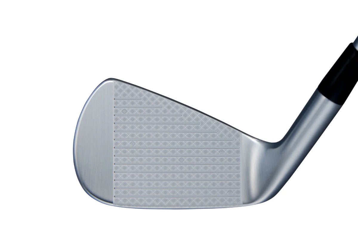 「ONOFF FORGED IRON KURO LIMITED BLACK」