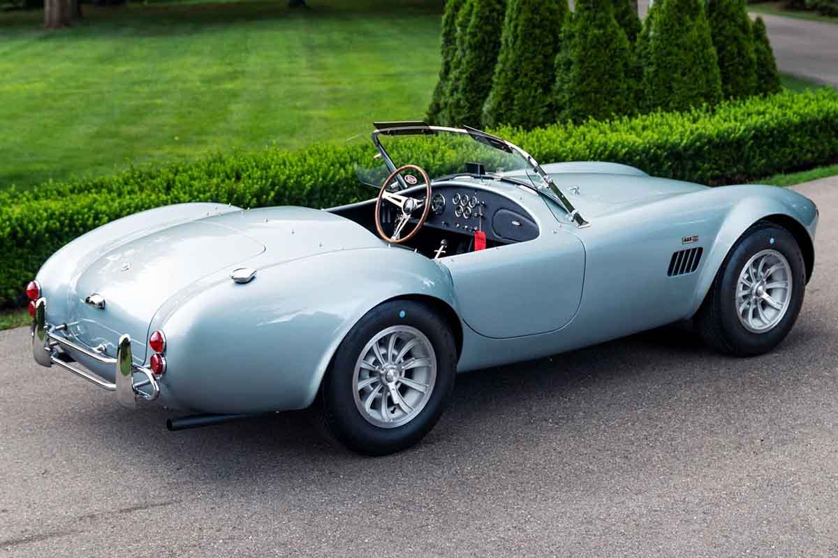オークションに出品予定の1966年式シェルビー「427コブラ」(c)2026 Courtesy of RM Sotheby's