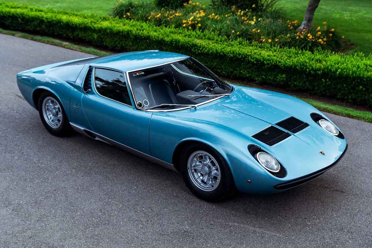 オークションに出品予定の1968年式ランボルギーニ「ミウラ P400S」(c)2026 BROAD ARROW Auctions