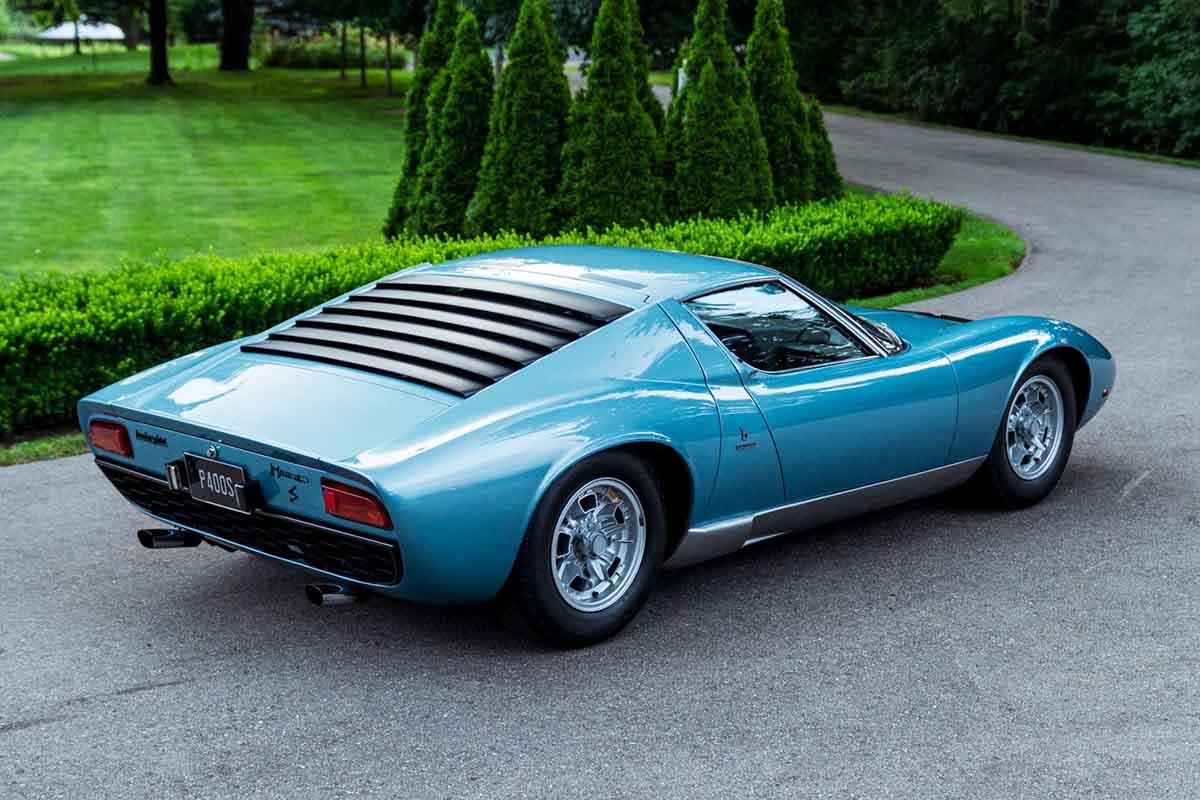 オークションに出品予定の1968年式ランボルギーニ「ミウラ P400S」(c)2026 BROAD ARROW Auctions
