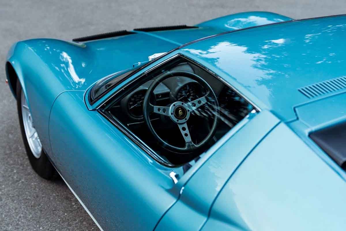 オークションに出品予定の1968年式ランボルギーニ「ミウラ P400S」(c)2026 BROAD ARROW Auctions