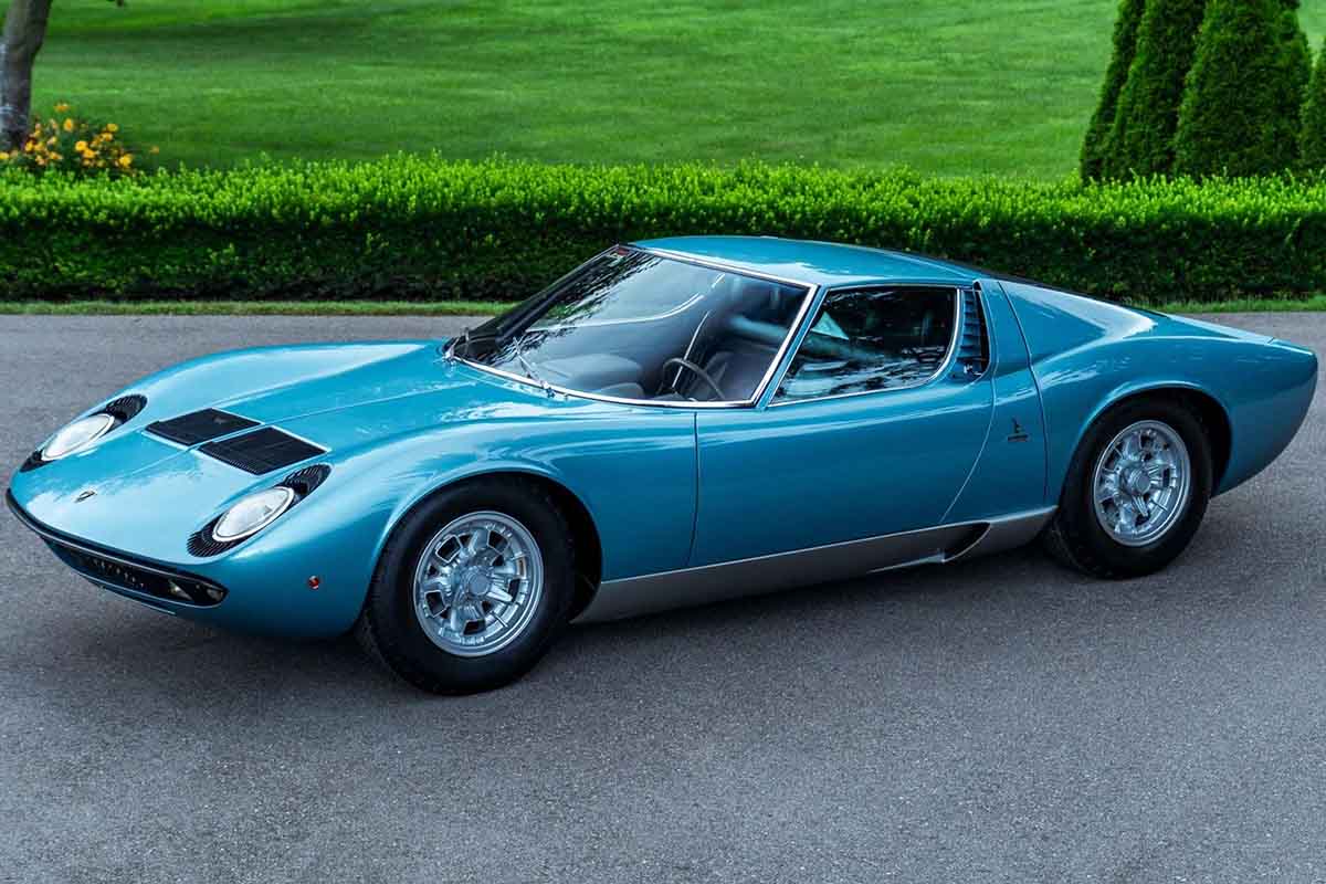 オークションに出品予定の1968年式ランボルギーニ「ミウラ P400S」(c)2026 BROAD ARROW Auctions