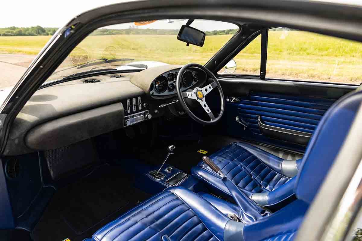 オークションに出品予定の1971年式「フェラーリ ディーノ246GT」Tom Gidden(c)2026 Courtesy of RM Sotheby's